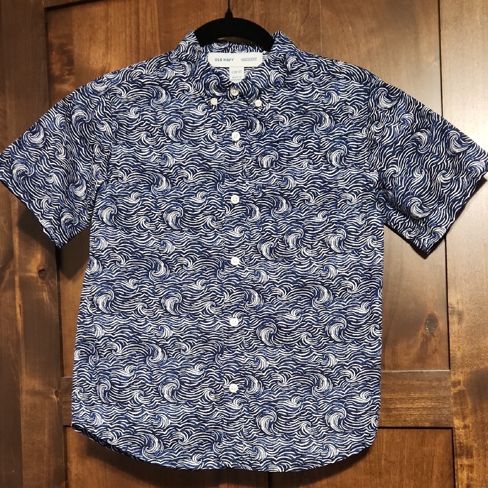 Old Navy Wave Print Button Shirt (Youth)
